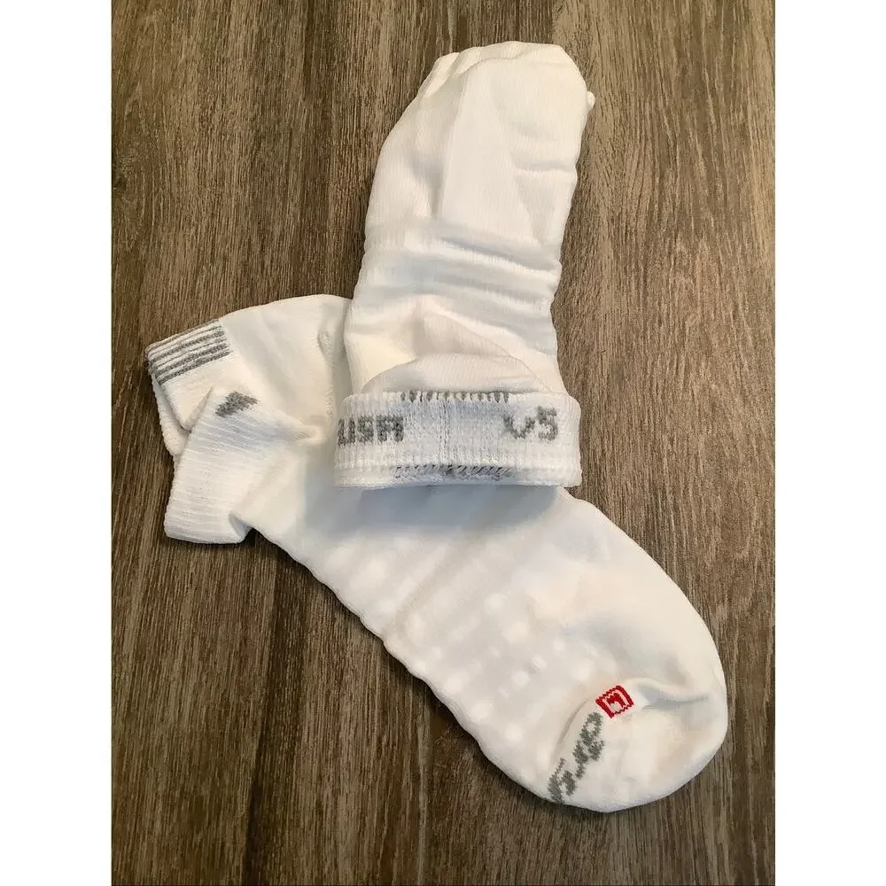 Drymax Women's Large White Hyper Thin Running Mini Crew Socks Athleisure A10-10